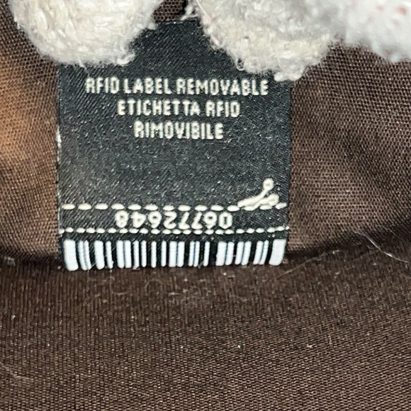 Fendi Sunshine Shopper Tote in Medium Canvas - Picture 16 of 16